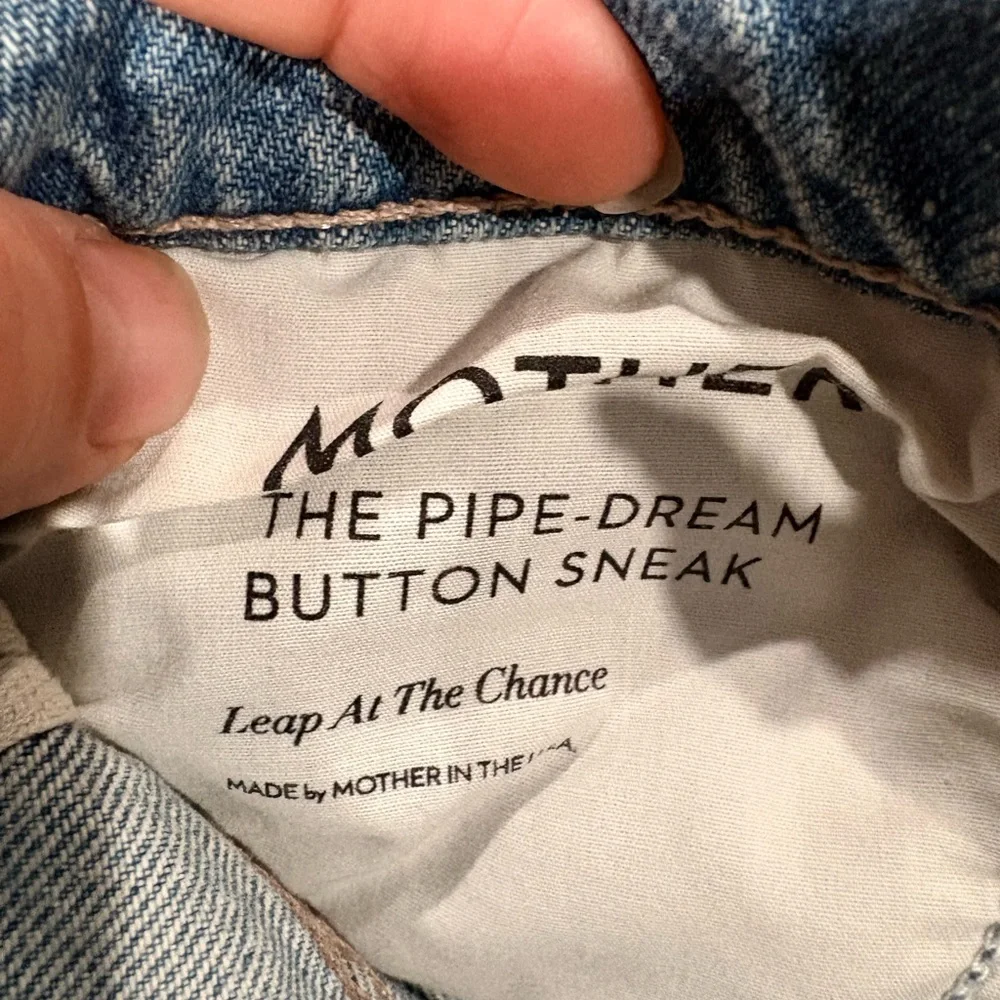 Mother The Pipe Dream Button Sneak High Rise Jeans in Leap At The Chance | 24 - Picture 12 of 14